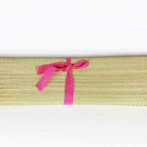beach-mat-with-pink-borders